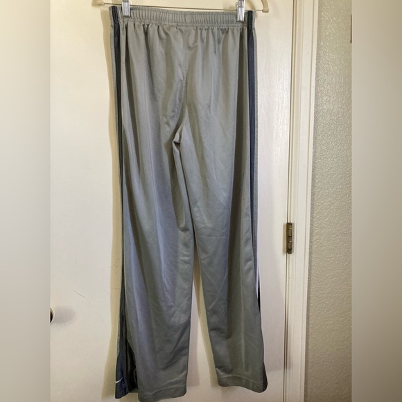 🌞Nike Kid’s Gray Track Pants with White and Black Stripes Down Each Side C - Picture 5 of 5